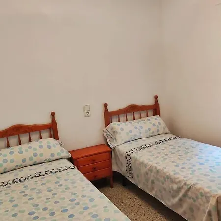 Rustica Privada Con Gran Y Piscina Villa