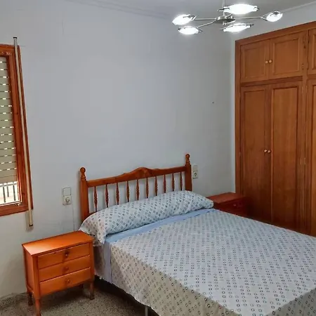 Rustica Privada Con Gran Y Piscina إلتشه