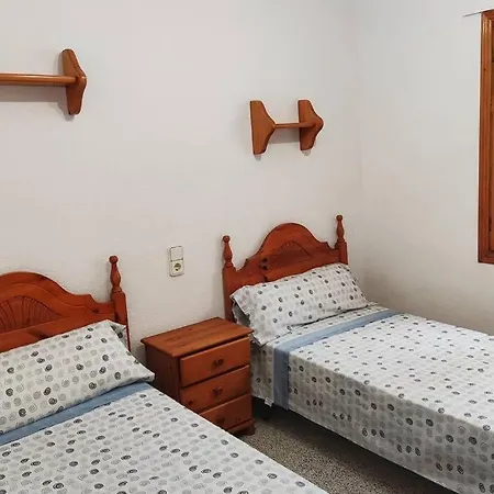 Rustica Privada Con Gran Y Piscina *